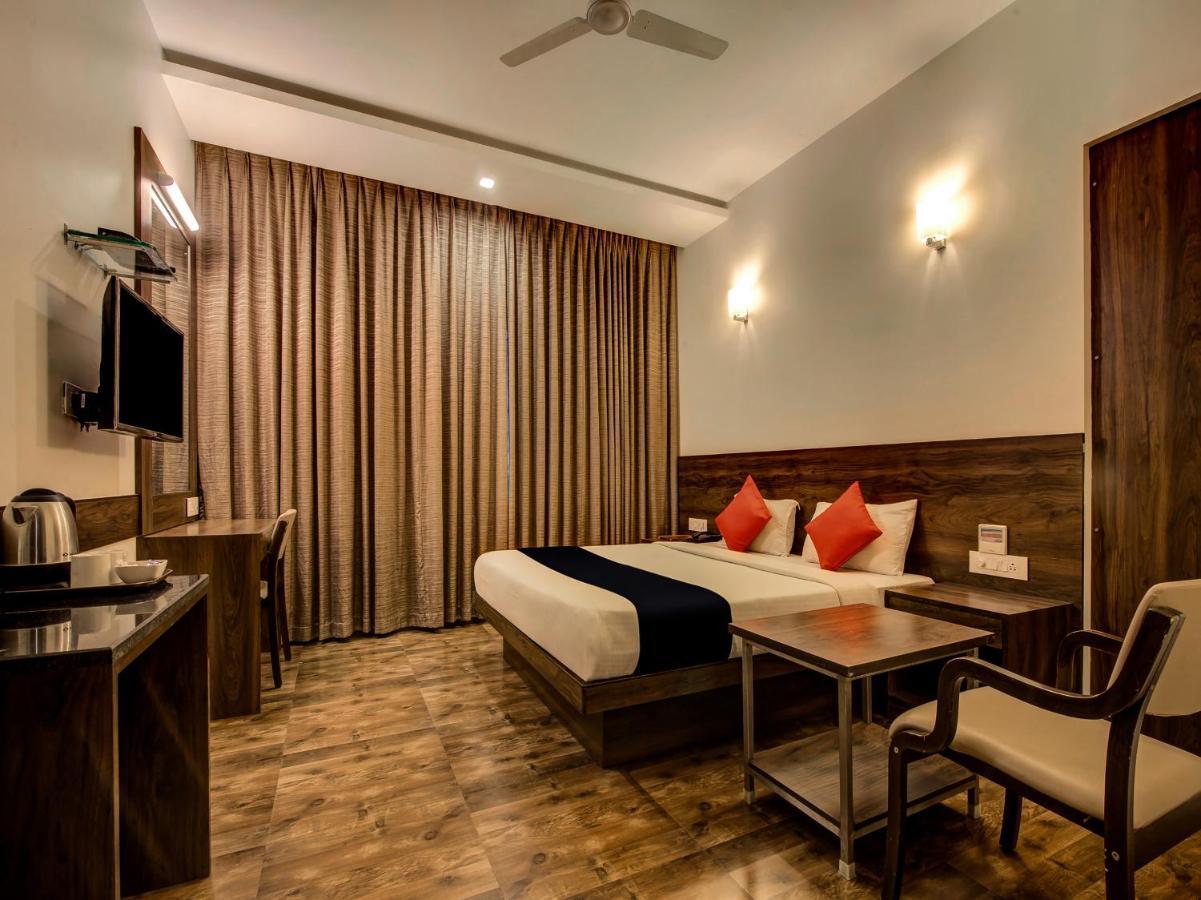 Myspace Hotels Silverstar Bangalore Extérieur photo